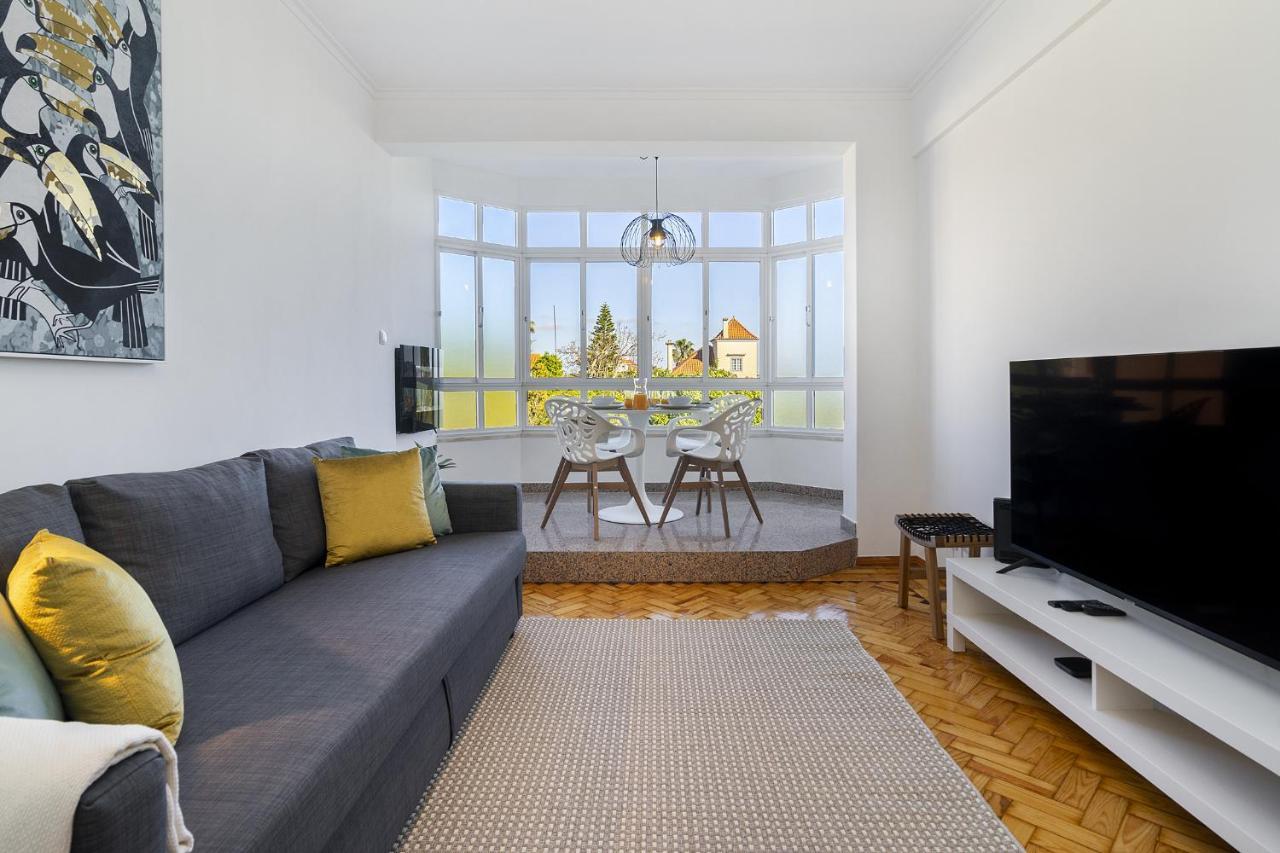 Whome Peaceful River Views In Alges Perfect For Families Exterior photo